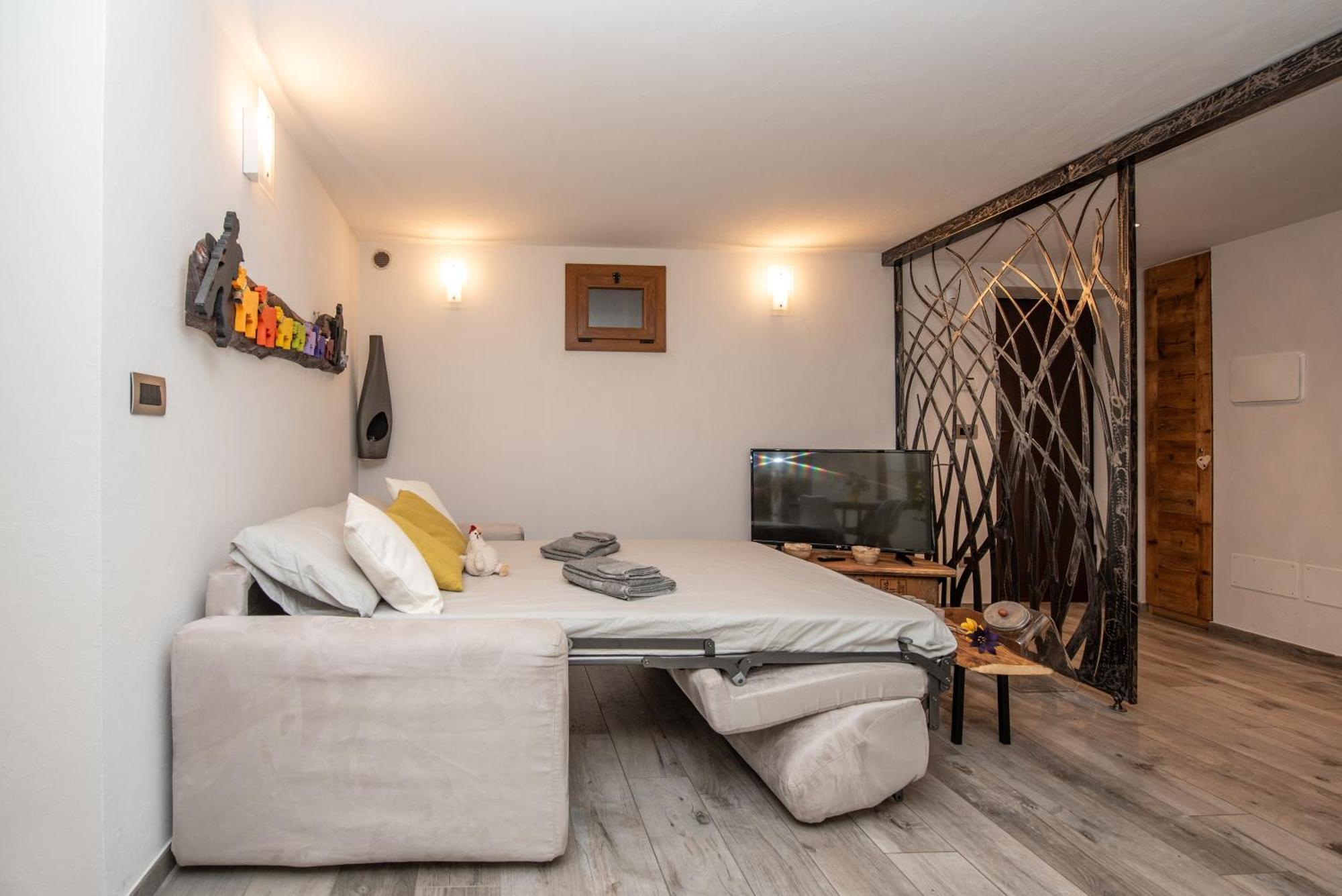 "Refuge De Claude" - Stile E Comfort Ad Aosta Centro Екстер'єр фото